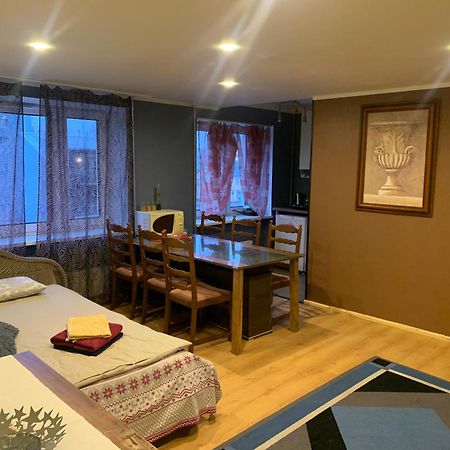 Uus 13B, Beautiful 3-Bedroom Apartment - 3 Big Beds Tartu Exterior foto